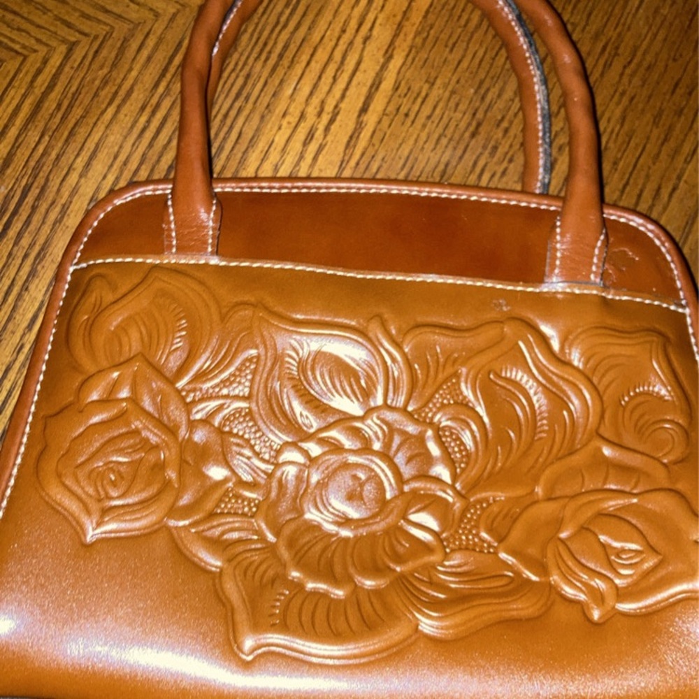 Patricia Nash leather bag. Like new condition.